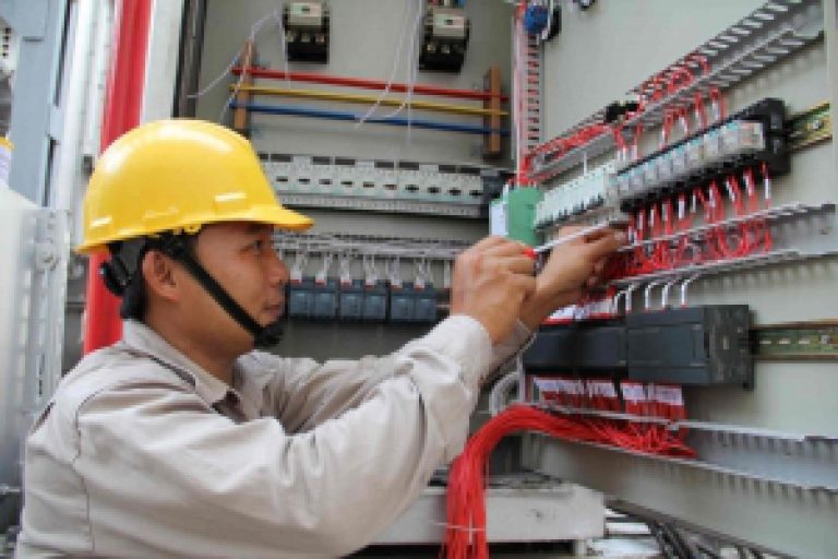 Gọi ngay sdt thợ sửa điện quận 2 để được phục vụ nhanh chóng